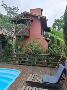 Alugue a Casa Manjericão: Seu Refúgio Perfeito!