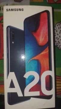 Celuar smart sansung a20 