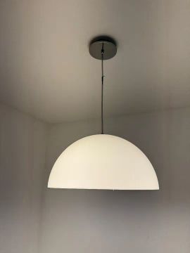 Lustre com Lâmpada Amarela 