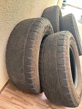 4 Pneus 265/70 16   B300$