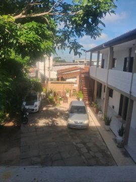 Alugo excelente kitinete com ótimo custo benefício à  50 m da br 101 em emaus/parnamirim