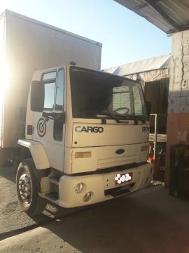 FORD CARGO 1317e ANO 2009