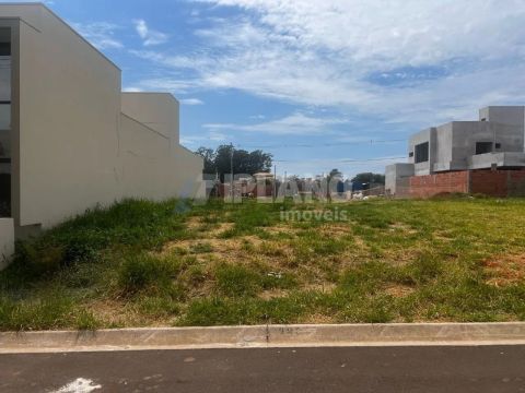 Venda de Terreno / Condomínio na cidade de São Carlos