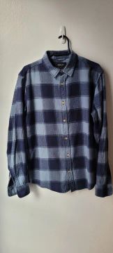 Camisa xadrez em flanela.