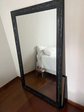 Espelho Decorativo com Moldura