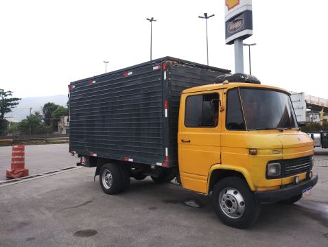 MB 608 BAÚ 78