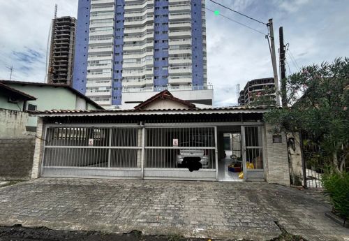 Casa para temporada em ótima localização!