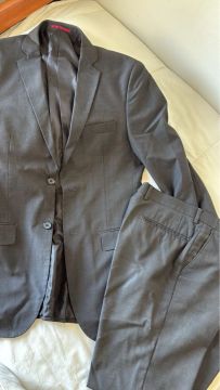 Terno Masculino Preto - Semi Novo! SÃO 03 TERNOS R$150,00 CADA