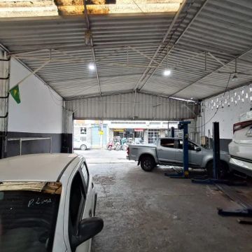 Centro de Serviços Automotivos à Venda em JF