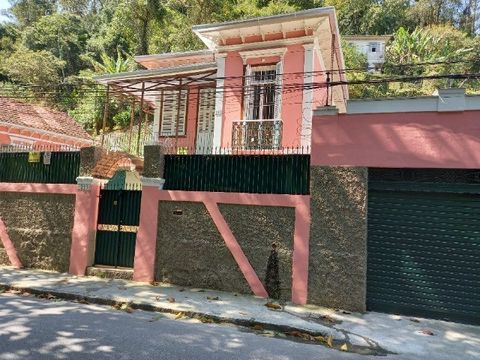 Casa Histórica lindona Centro Petrópolis
