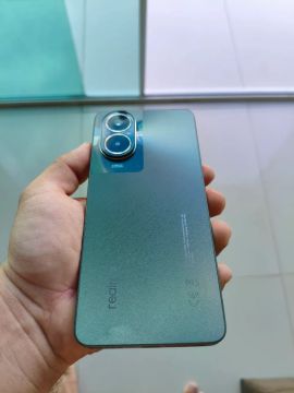 Realme C67 novo