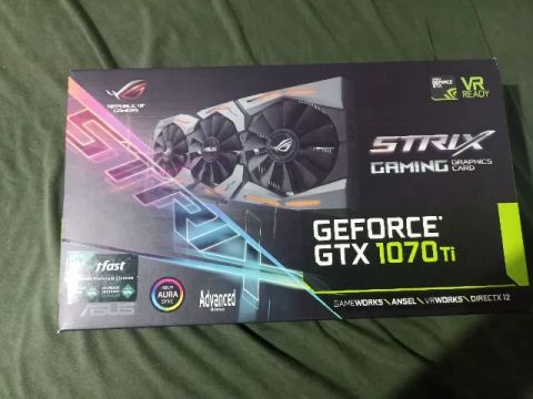 NVidia GTX 1070 Ti Asus ROG Strix