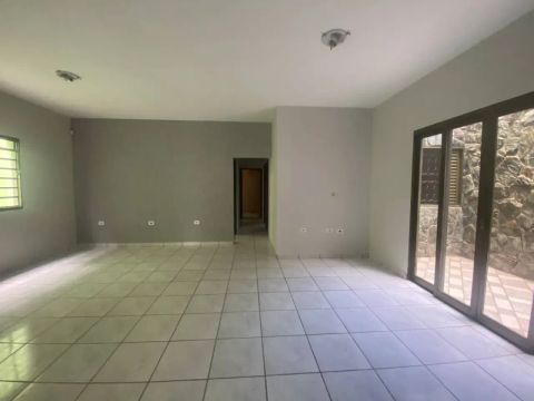 Casa em Rua Ciro de Castro Almeida - Custódio Pereira - Uberlândia/MG