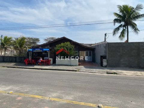 Casa em Av Governador Mario Covas Jr - Agenor de Campos - Mongaguá/SP