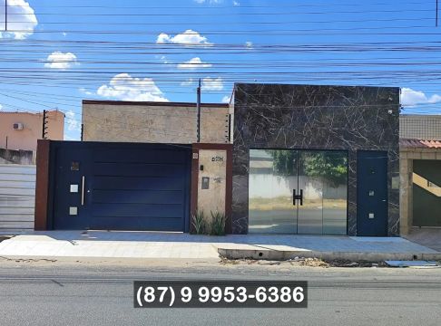 Casa Ampla + Ponto Comercial na Vila Eduardo ao lado do Catavento