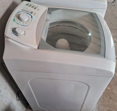 Máquina de Lavar Roupa 10 kg (entrego) funcionando perfeitamente 