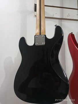 Guitarra Infantil Stratocaster Michael venda e troca (Regulada)