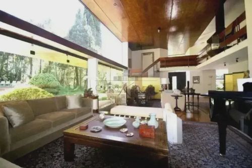Casa Sobrado - Cidade Jardim - 900m².