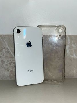 IPHONE XR 64GB 