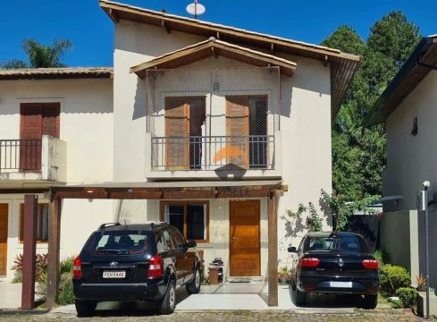 Casa - 3 Dormitórios - Condomínio Villa Capivari - Granja Viana - SP