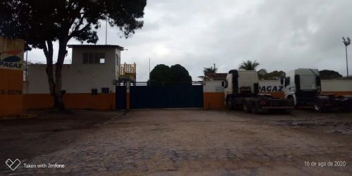 Terreno amplo em ótima localização