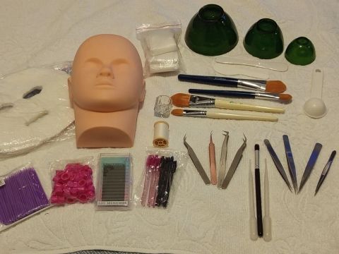 Kit de limpeza de pele e extensão de cílios!