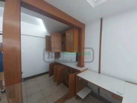 CA0048Imóvel para venda possui 42 metros quadrados em Centro - Juiz de Fora - MG