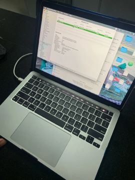 MacBook Pro 13 polegadas