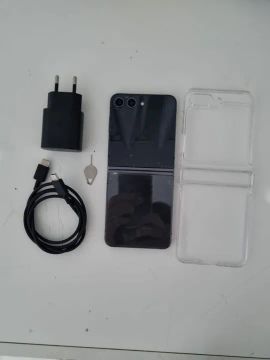 Z flip 5 - 512gb em perfeito estado 