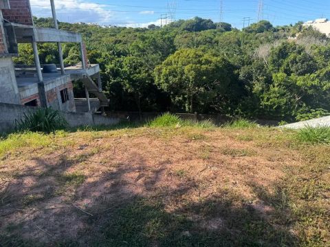 TERRENO EM COND - 695M² - DECLIVE - ALPHAVILLE SALVADOR 2