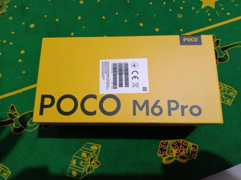 Poco m6. pro. 16 giga de ram. Com 512 de memória 