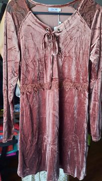 Vestido em veludo midi. Tamanho G 