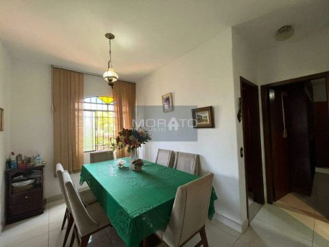Casa à venda, 2 quartos, 1 suíte, 3 vagas, Alípio de Melo - Belo Horizonte/MG