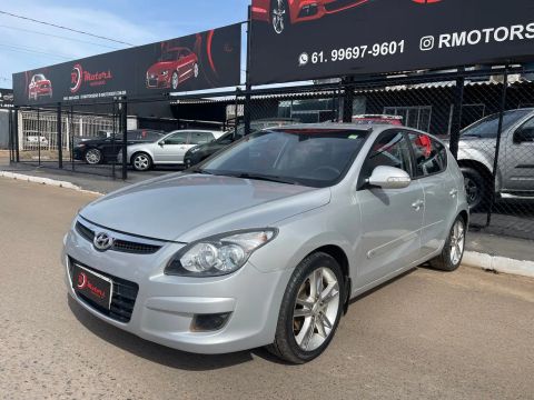 Hyundai I30 2011 com teto solar! 
