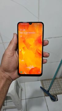 Samsung Galaxy A30s - Tela Infinita e Câmera Tripla