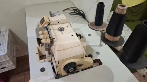 Máquina de costura Overlock Lanmax 