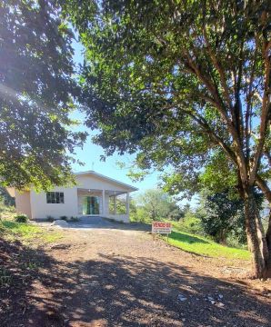 Sítio 3.000 mt com casa Grande 120mt