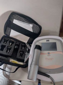 Aparelho ondas de choque para Estética e Fisioterapia 