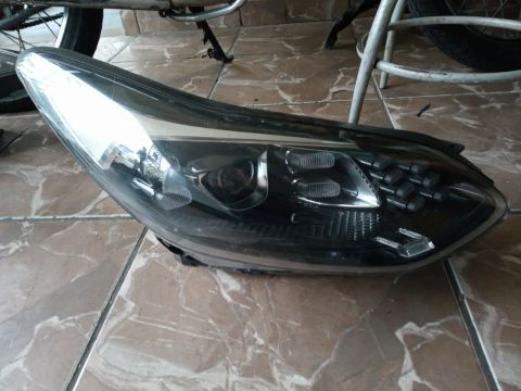Farol Direito Kia Sportage 2020 