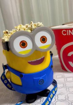 Balde 3D  colecionável Minions Meu Malvado Favorito 4 Cinemark Novos Cosmos RJ 