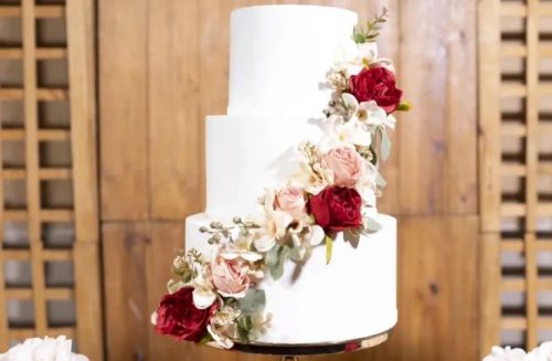 Bolo cenográfico para casamento/aniversário 