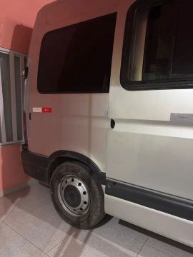 Renault Master em ótimo estado de conservação 