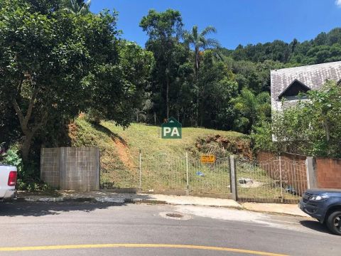 Terreno à Venda com 348 m² , Jardim Primavera , Poços de Caldas/MG