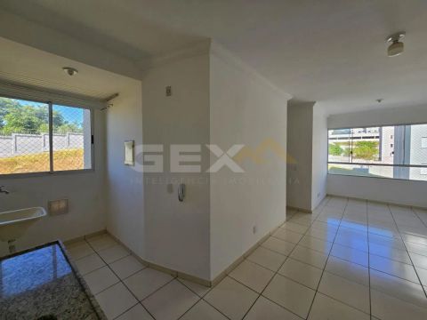 Apartamento à venda em Condomínio no bairro Planalto.