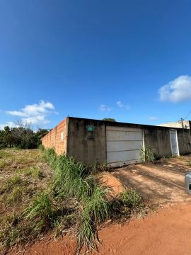 Vende-se casa na 1303 Sul com lote de 302m²