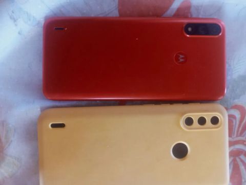 vendo celular moto e7 power so pelicula trincada