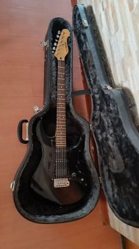 Guitarra Yamaha 