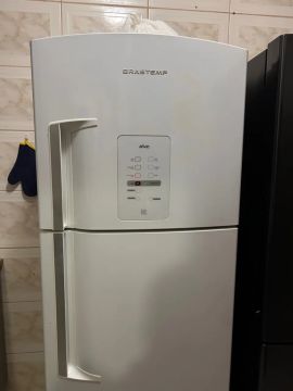 Geladeira Brastemp Frost Free em bom estado 