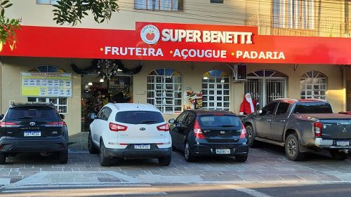 Supermercado completo para venda em Gramado.