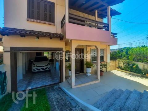 Casa à venda Rua Engenheiro Oscar da Cunha Corrêa, Jardim Carvalho - Porto Alegre